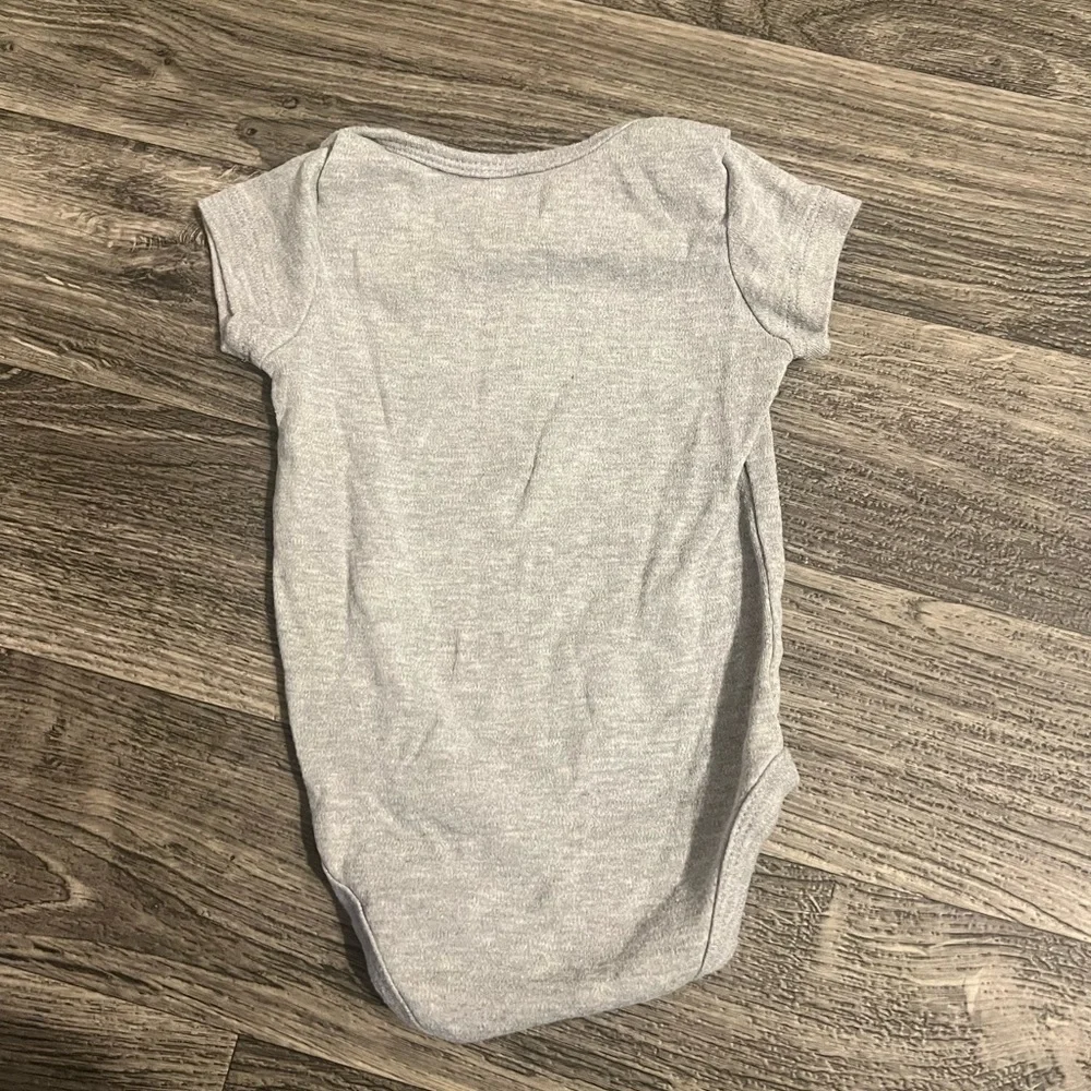 Kidgets onesie